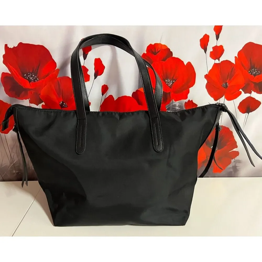 Botkier New York Bond black tote in EUC.